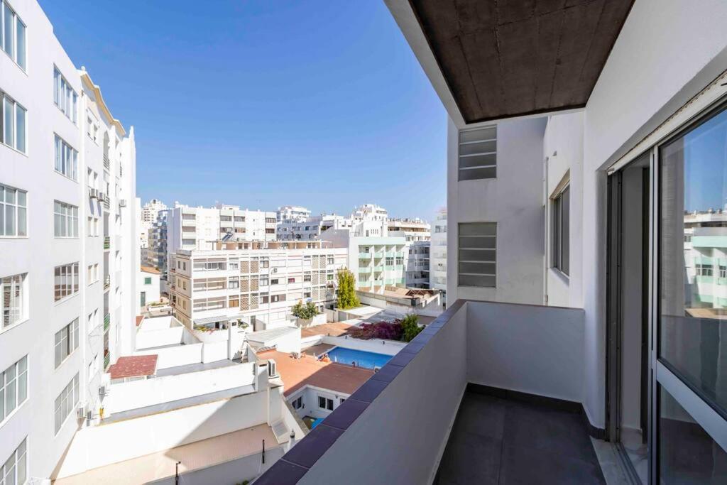 Modern Apartment Beach View アルマカオ・デ・ペラ エクステリア 写真