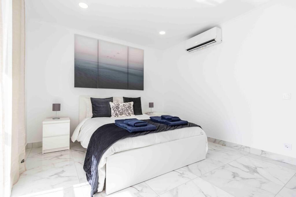 Modern Apartment Beach View アルマカオ・デ・ペラ エクステリア 写真