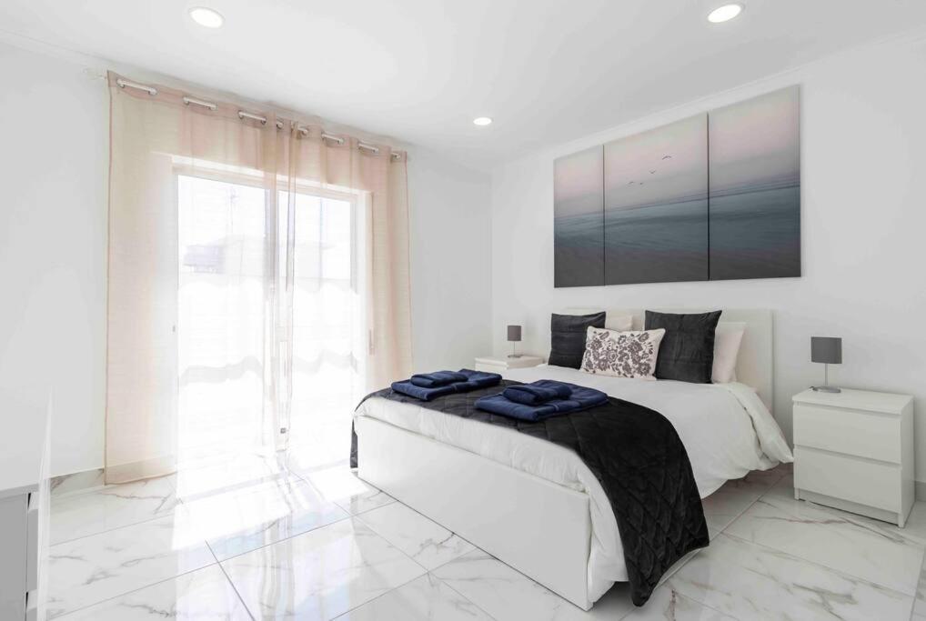 Modern Apartment Beach View アルマカオ・デ・ペラ エクステリア 写真