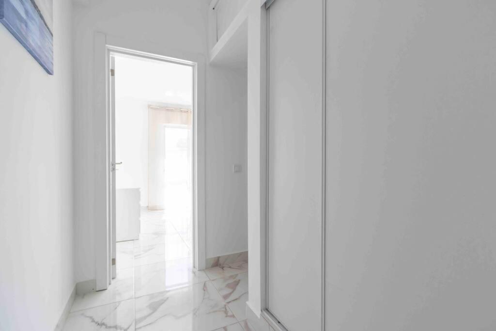 Modern Apartment Beach View アルマカオ・デ・ペラ エクステリア 写真